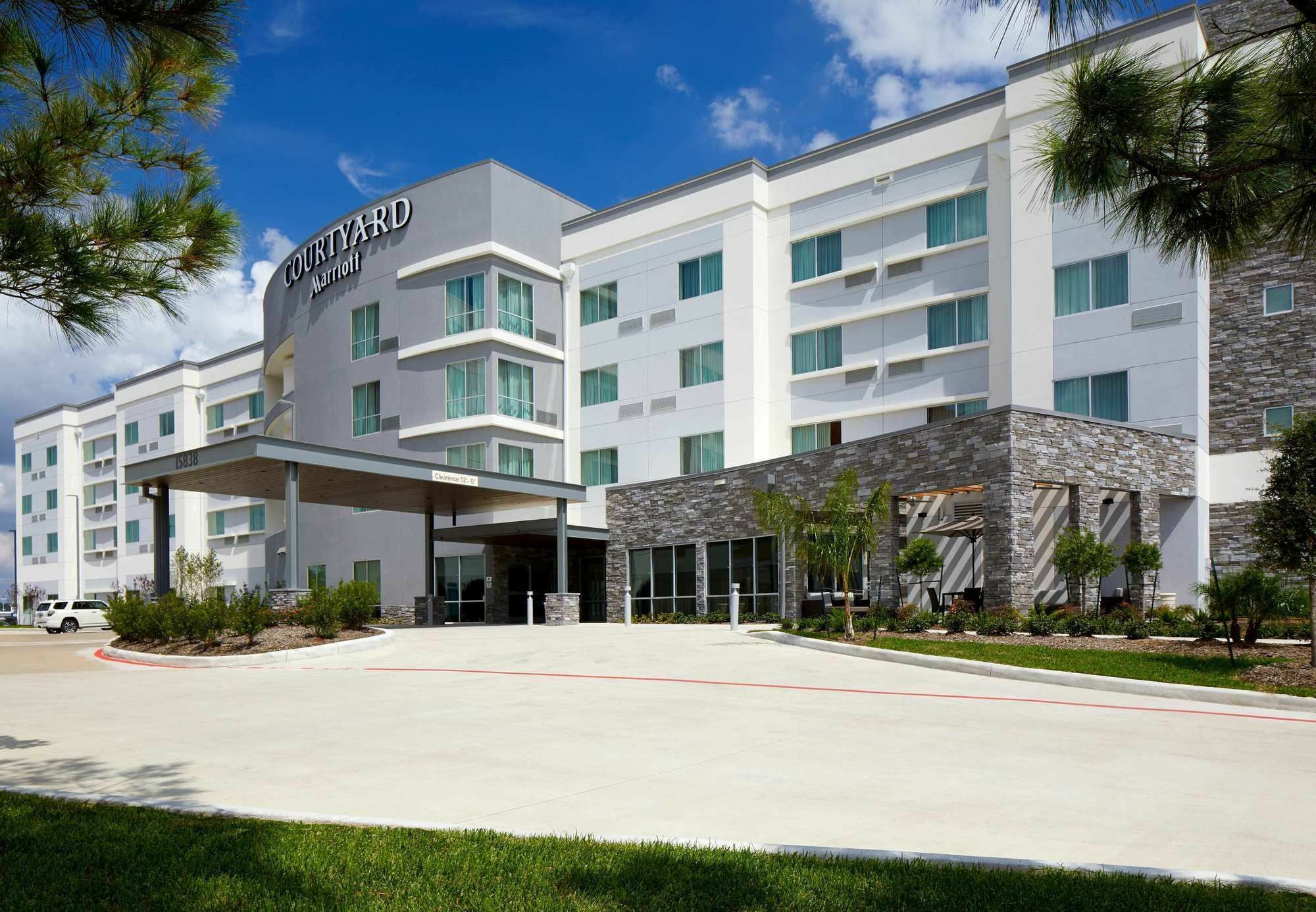 Отель Courtyard By Marriott Houston Intercontinental Airport Экстерьер фото